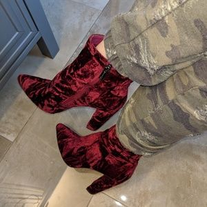 Jessica Simpson Teddi Velvet Ankle Boots